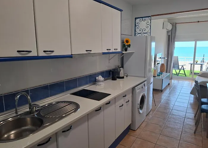 En Primera Línea De Playa De La Carihuela Apartamento *