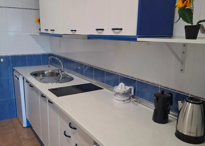 Apartamento En Primera Línea De Playa De La Carihuela Torremolinos