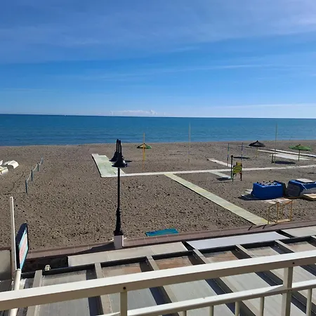 Apartman En Primera Linea De Playa De La Carihuela Torremolinos